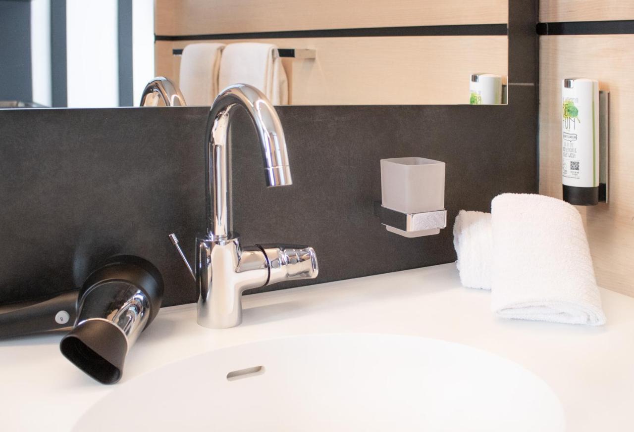 Oy Hotel By Wmm Hotels Oy-Mittelberg Eksteriør bilde